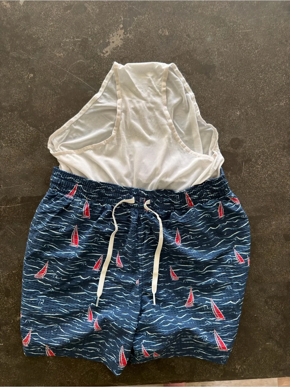 chubbies medium 5.5” inseam Navy Blue Swim Trunks with Red Sailboat Print